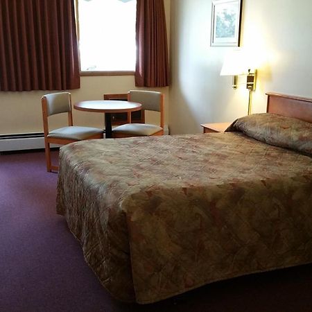 Yellowhead Motel Valemount Kültér fotó