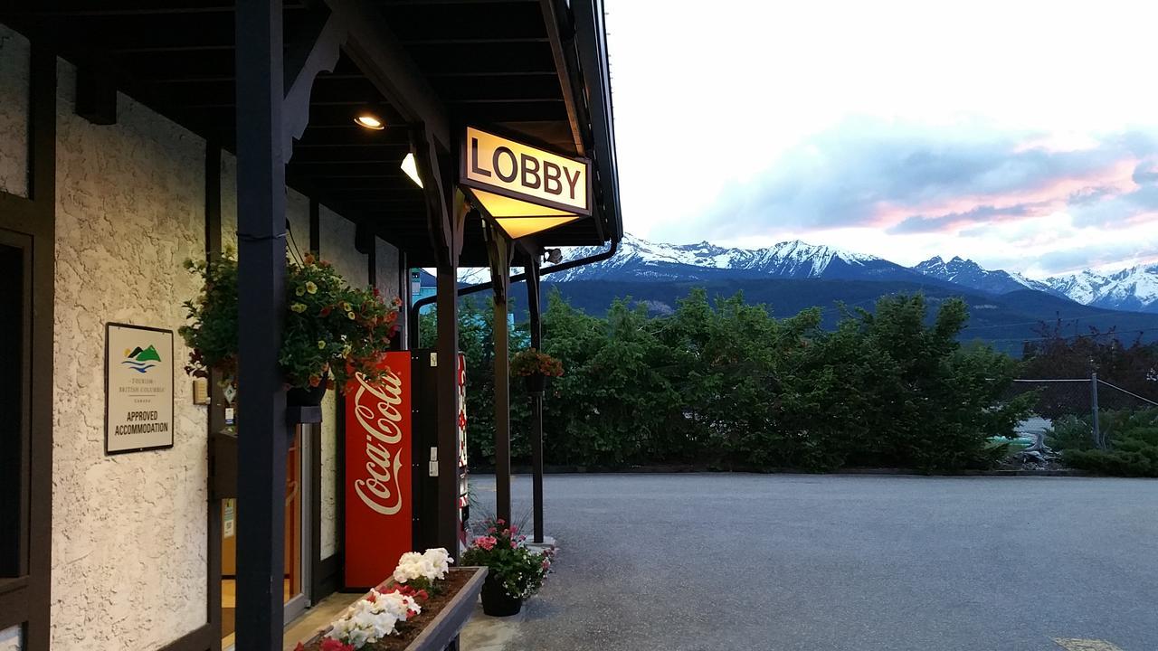 Yellowhead Motel Valemount Kültér fotó