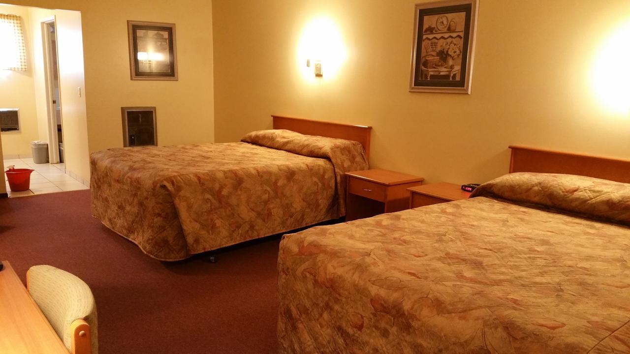 Yellowhead Motel Valemount Kültér fotó